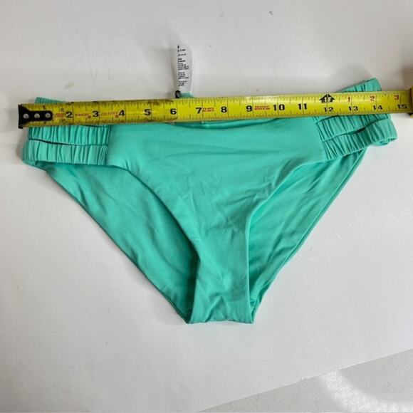 Becca by Rebecca Virtue NEW Jordan Tab Side Hipster Bikini Bottoms Sz Medium - Picture 11 of 12